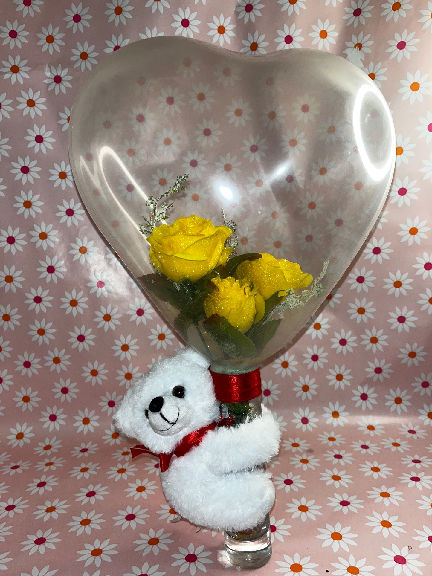 Luxurious forver rose balloon